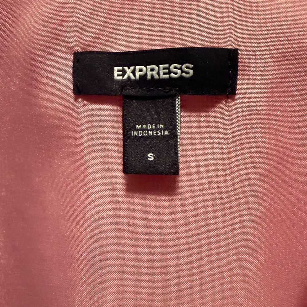 Express Blush V-Neck Wrap Blouse - Picture 2 of 3